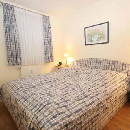 Haus Meeresblick Kuehlungsborn Room photo