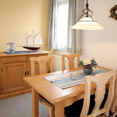 Haus Meeresblick Kuehlungsborn Room photo