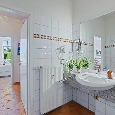 Haus Meeresblick Kuehlungsborn Room photo