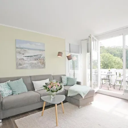 Haus Meeresblick Kuehlungsborn Room photo