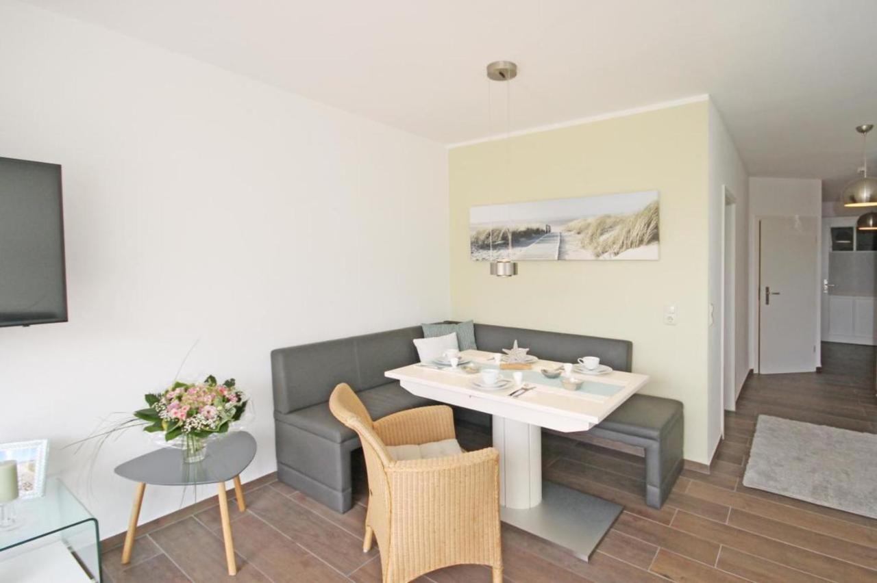 Haus Meeresblick Apartment Kuehlungsborn
